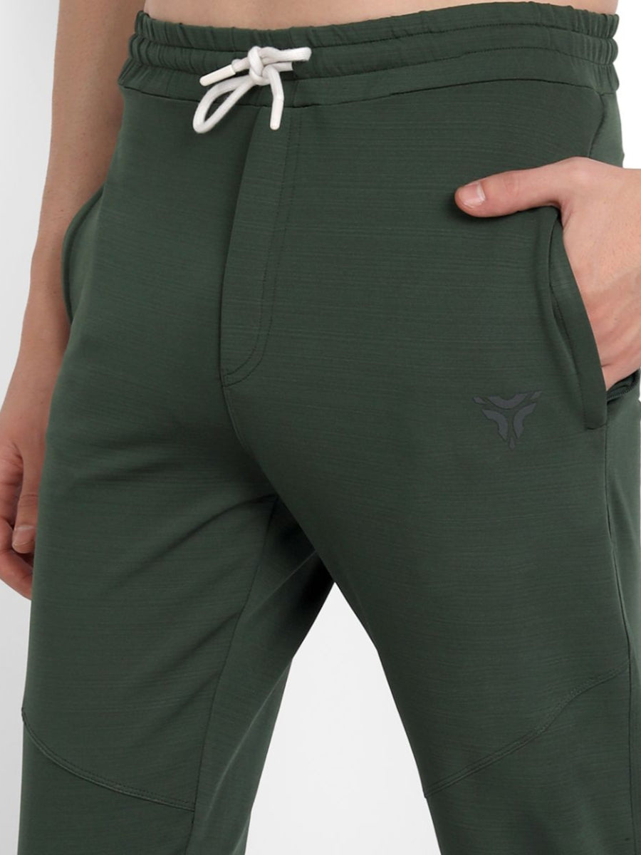 Strive Trackpants- Olive Green