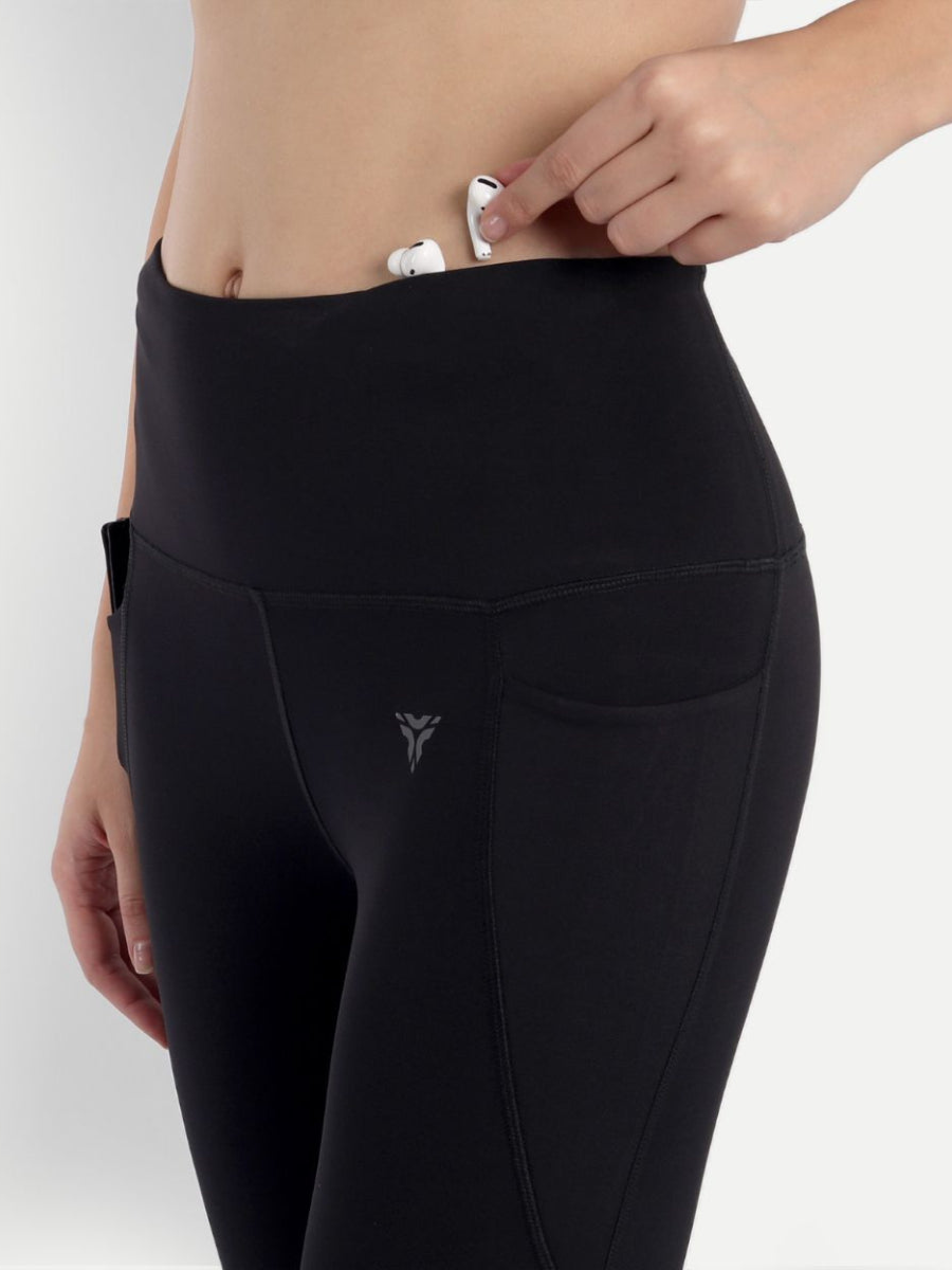 Total Mobility Leggings- Black