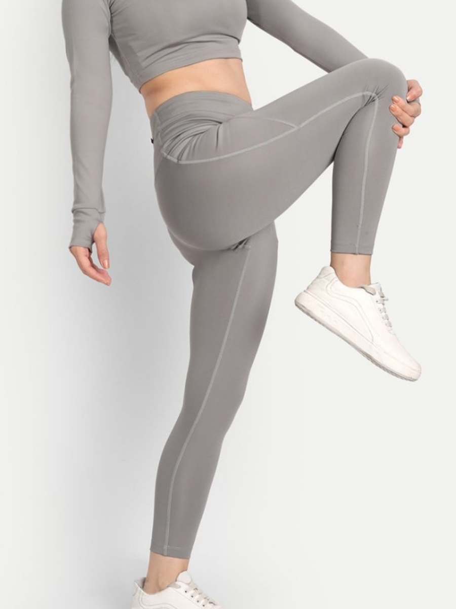 Total Mobility Leggings- Cloud Grey