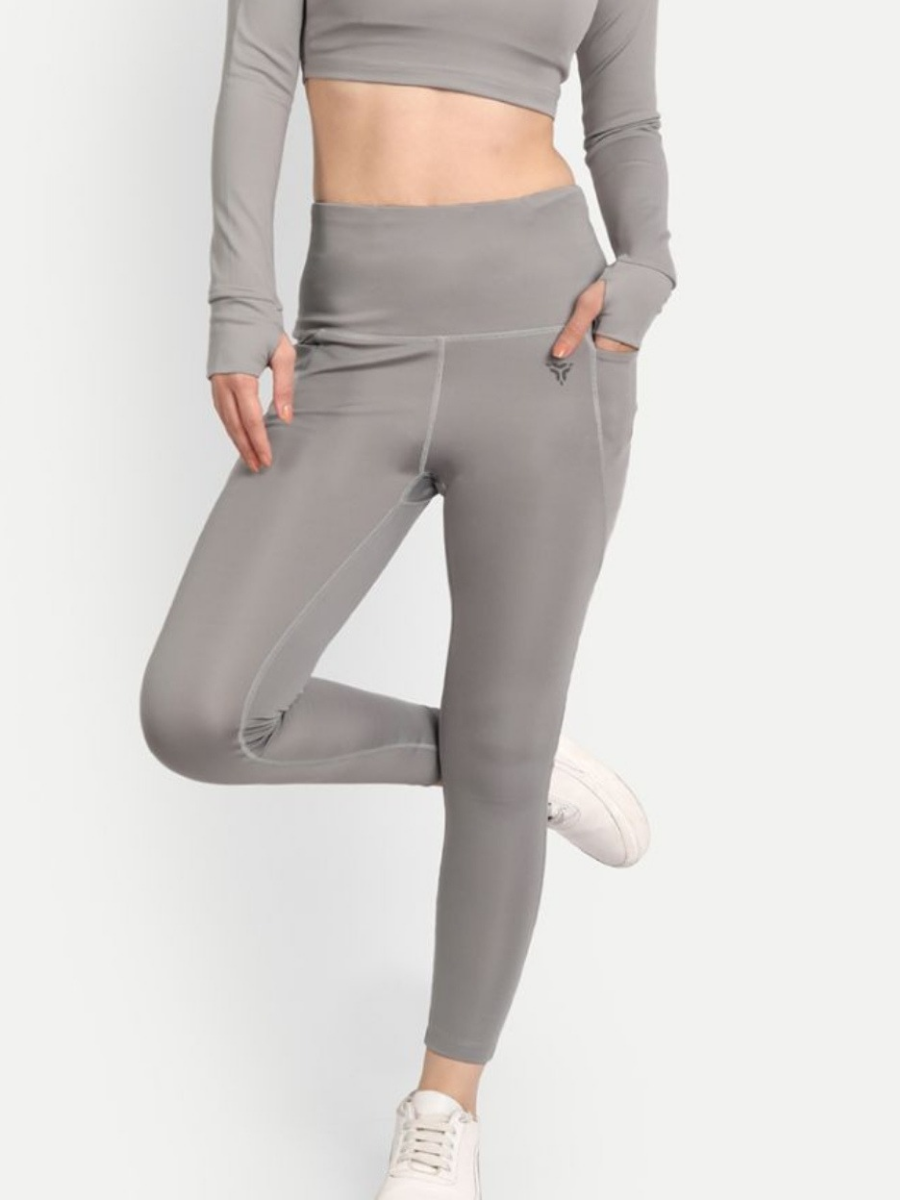 Total Mobility Leggings- Cloud Grey